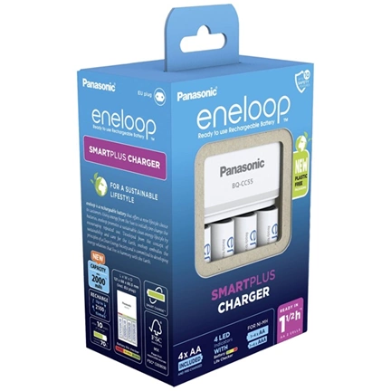 PANASONIC Eneloop SmartPlus töltő + 4db 2000mAh AA elem