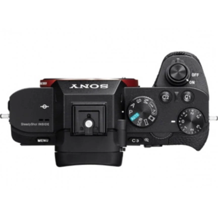 Sony Alpha 7 III + FE 24-105mm f/4 G OSS fényképezőgép KIT