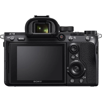Sony Alpha 7 III + FE 28-70mm f/3.5-5.6 OSS kit