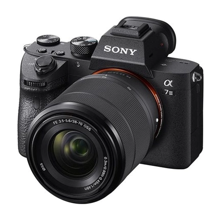 Sony Alpha 7 III + FE 28-70mm f/3.5-5.6 OSS kit
