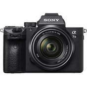 Sony Alpha 7 III + FE 28-70mm f/3.5-5.6 OSS kit
