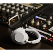 Sony WH-1000XM6 vezeték nélküli zajszűrő fejhallgató - platina ezüst